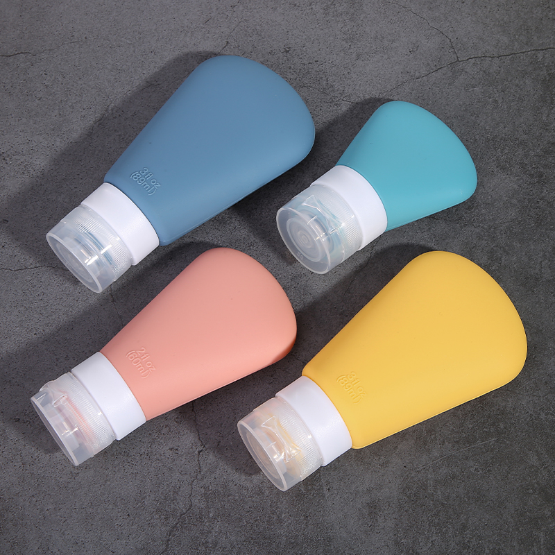 Silicone travel bottle set