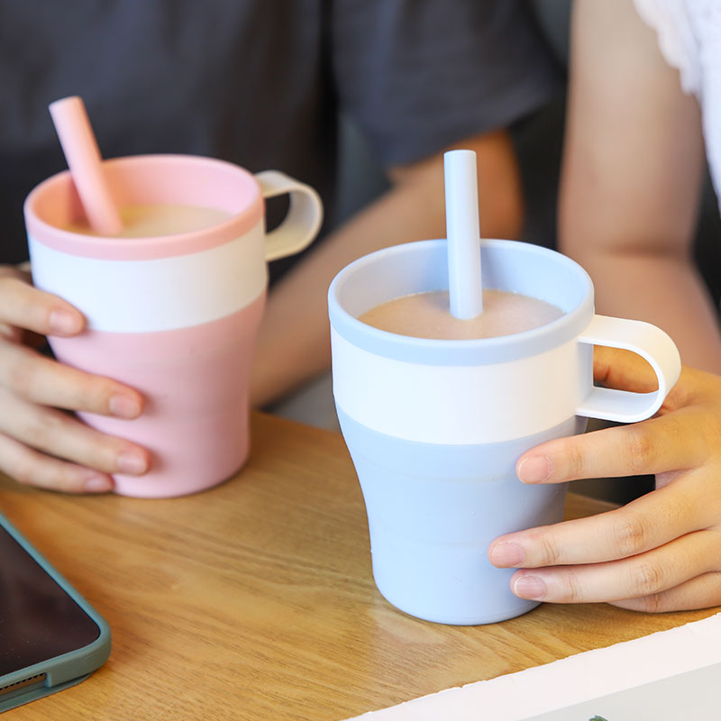 Folding silicone mug