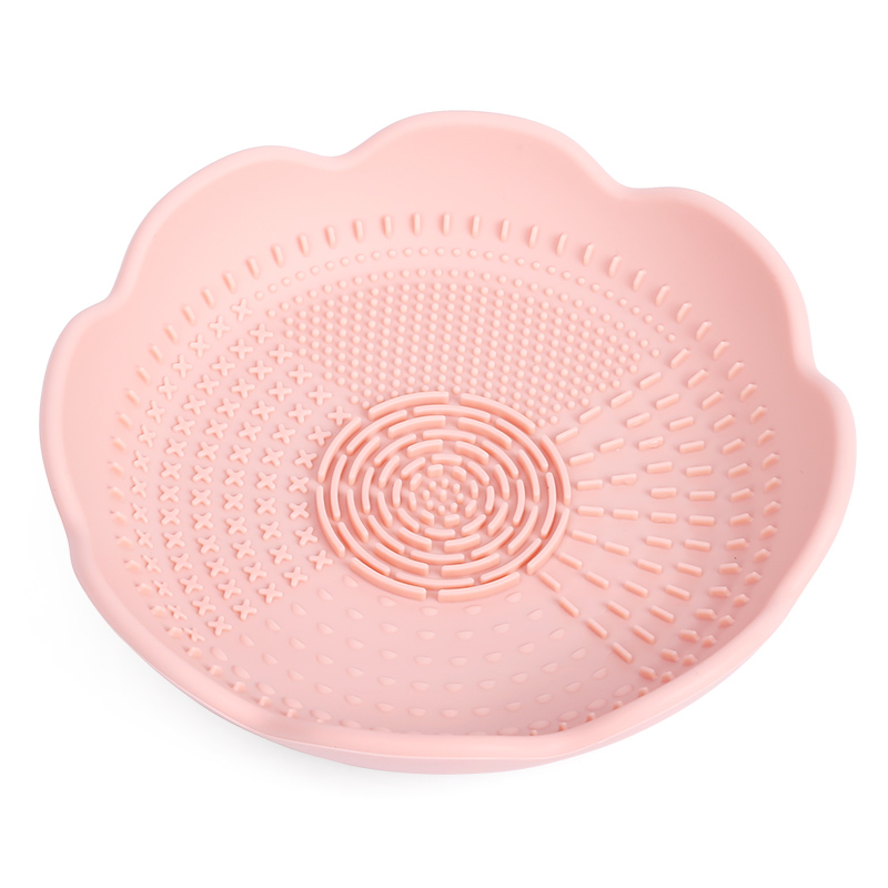 Silicone brush cleaning pad